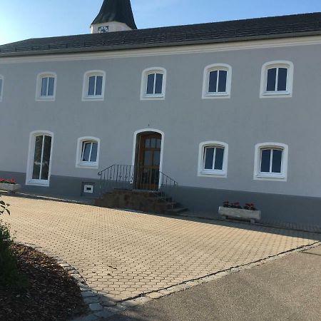 Ferienwohnung zum Dorfwirt Riedenburg Exterior foto