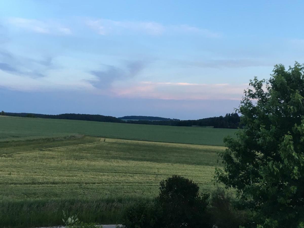 Ferienwohnung zum Dorfwirt Riedenburg Exterior foto