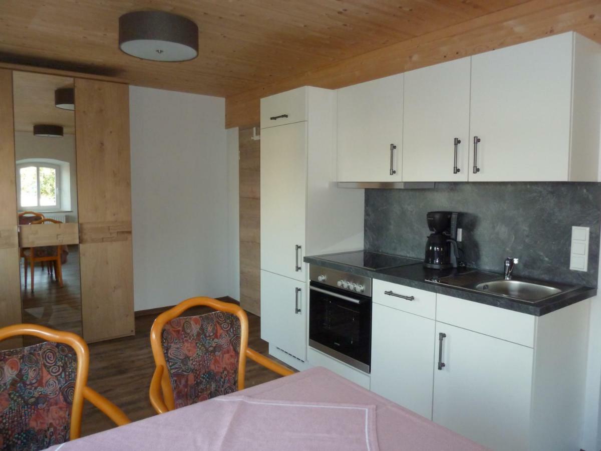 Ferienwohnung zum Dorfwirt Riedenburg Exterior foto